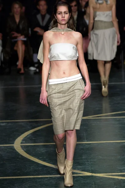 Look 29